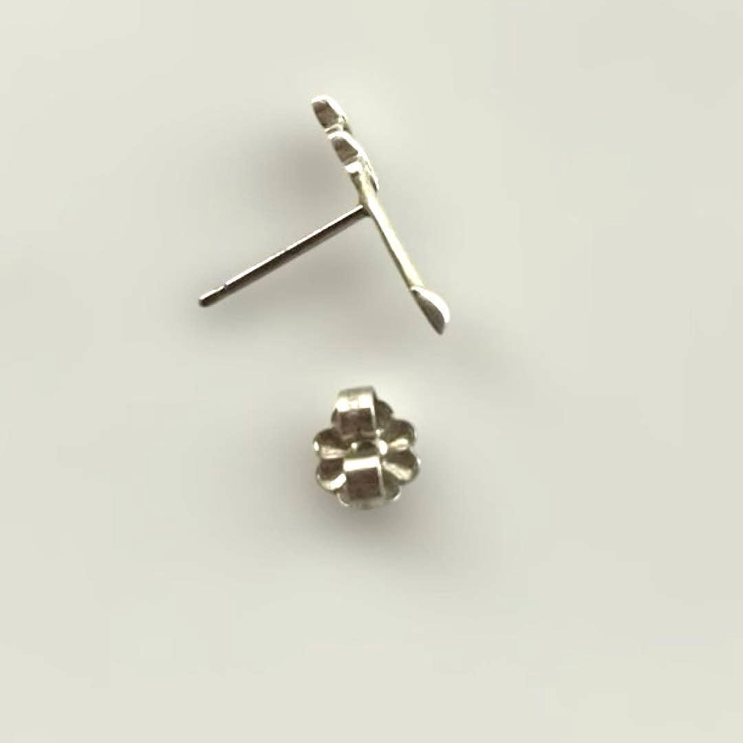 TIFFANY & Co. パロマ・ピカソ グラフィティ アロー ピアス