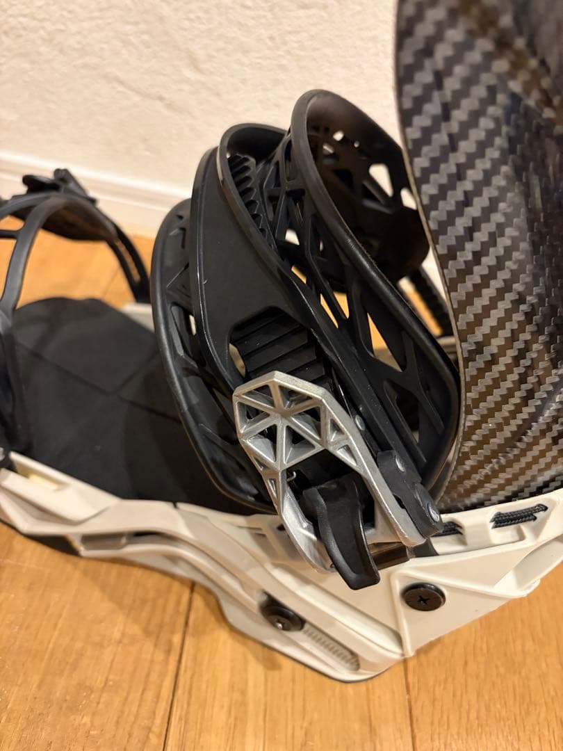 salomon HIGHLANDER ハイバック　カーボン　カーヴィング