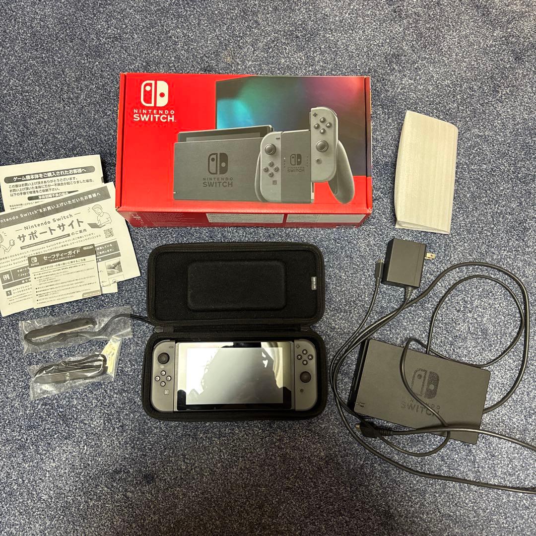 美品　Nintendo Switch 本体 ケース付　グレー 充実の付属品