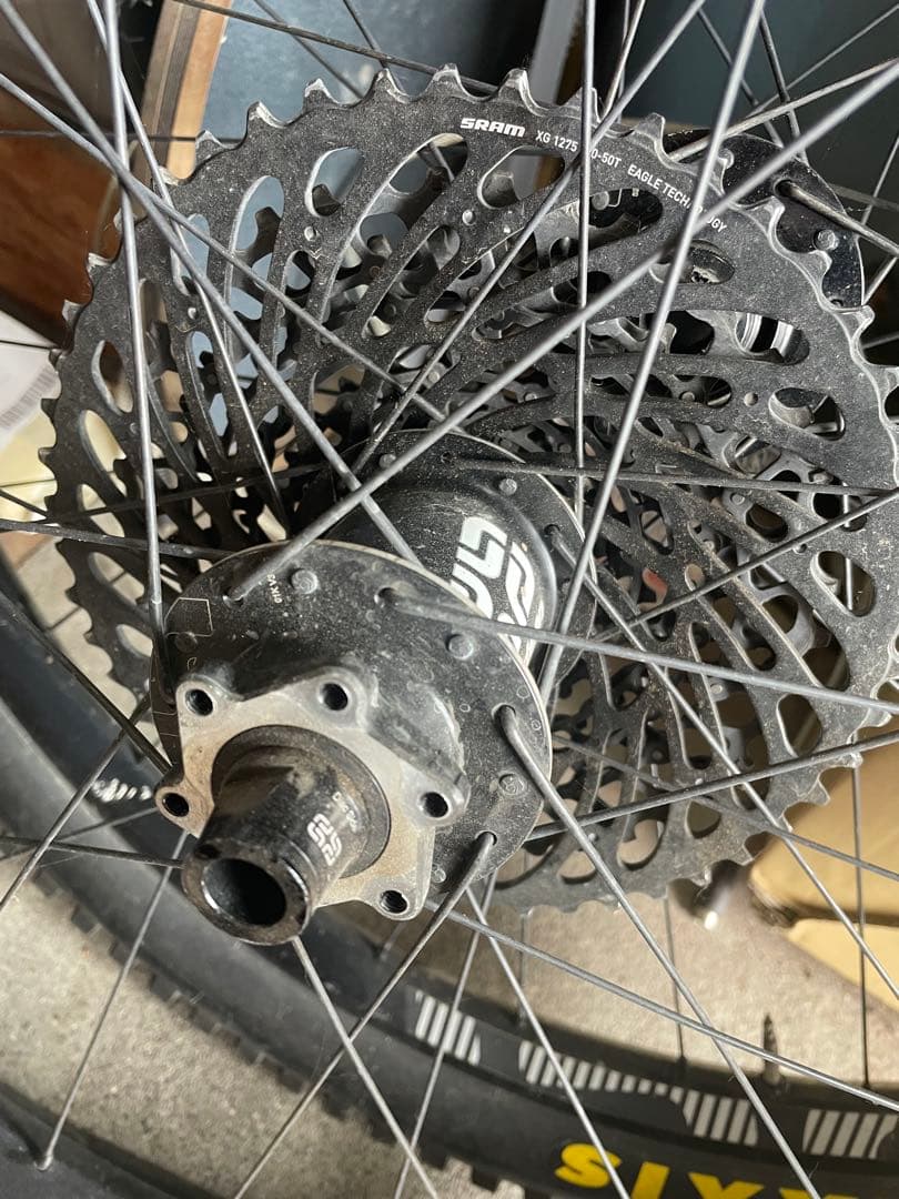 e thirteen trs + maxxis minion dhr Ⅱ