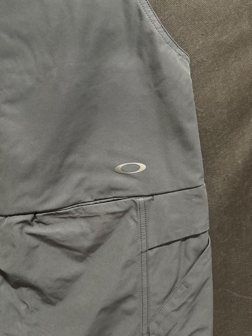 新品 OAKLEYブラック スノーボード ビブパンツ Mサイズ オークリー