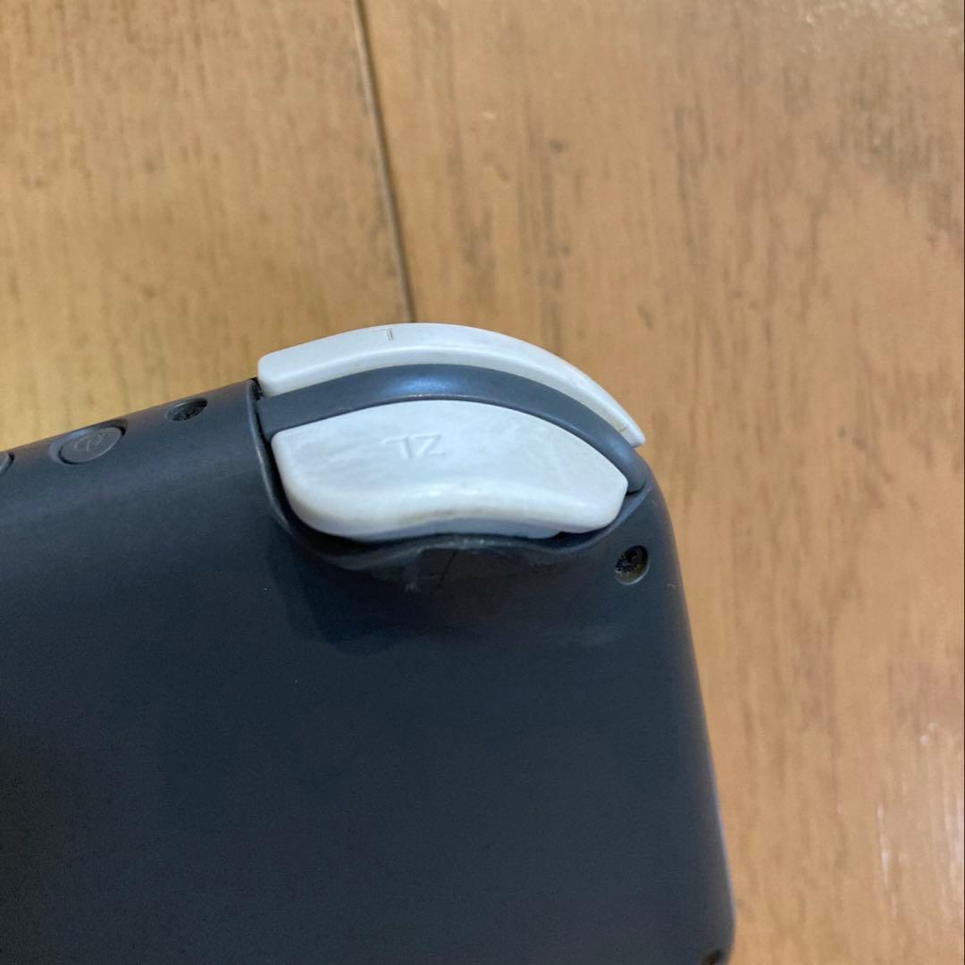 て*ょ様 Nintendo Switch Light 本体のみ ジャンク品 グレ