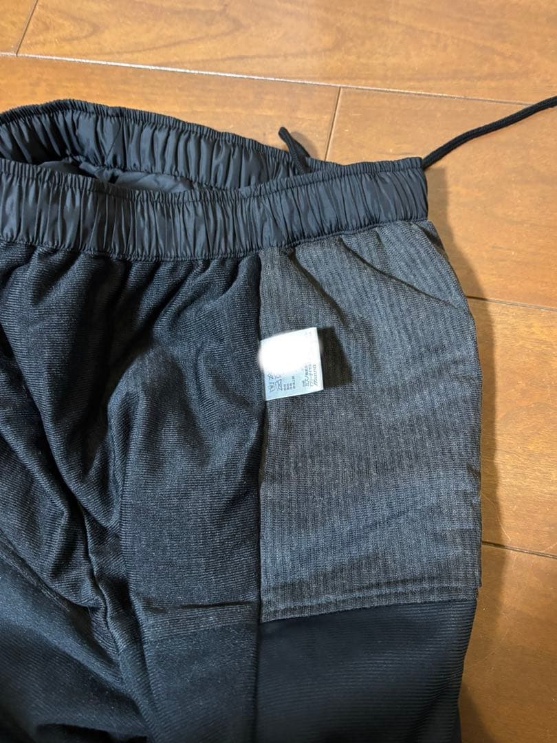 【試着のみ】ミズノ メンズ 中綿入 厚手 ウインドブレーカー上下セット L 黒赤
