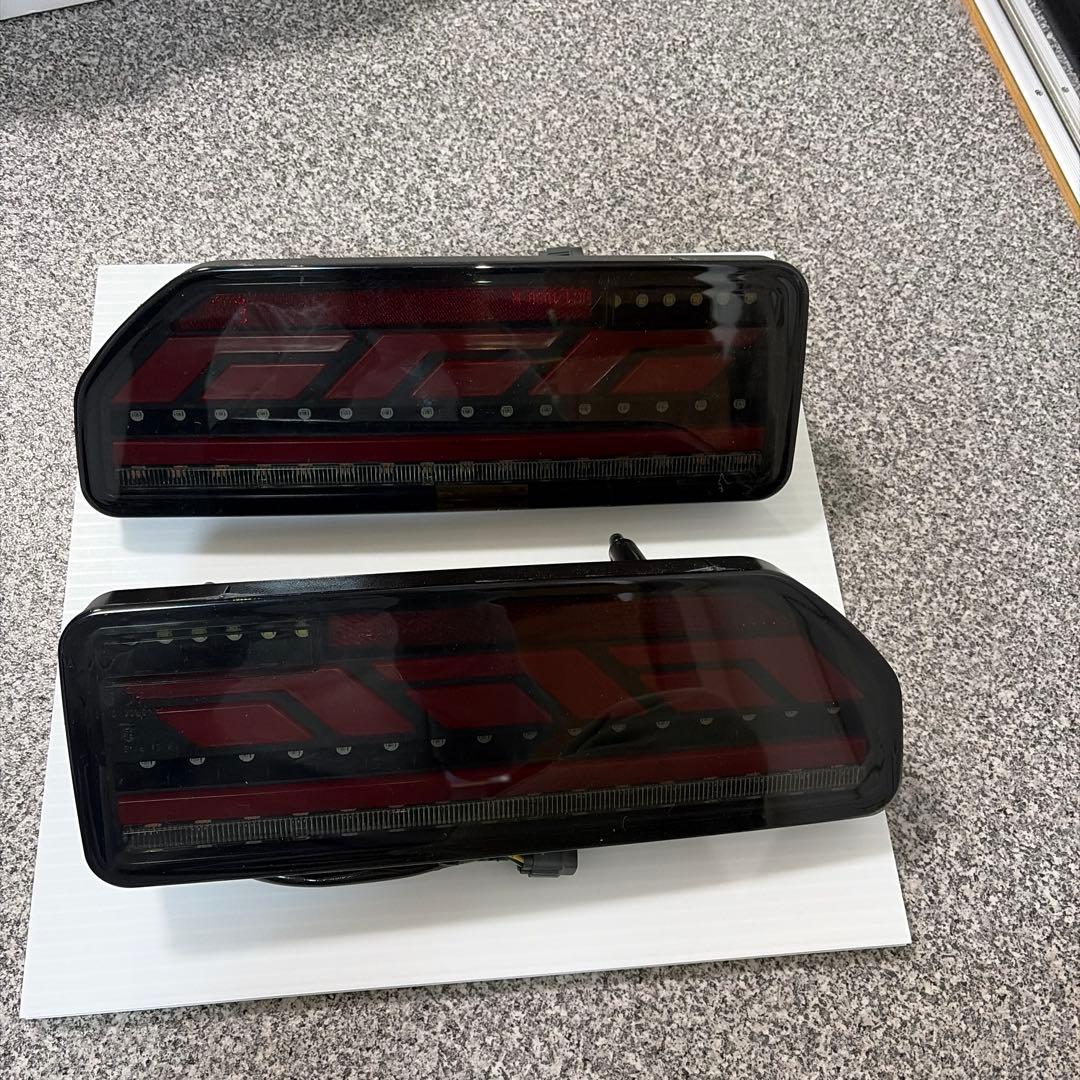 jb64ジムニーショウワガレージスモークテールランプ美品　中古