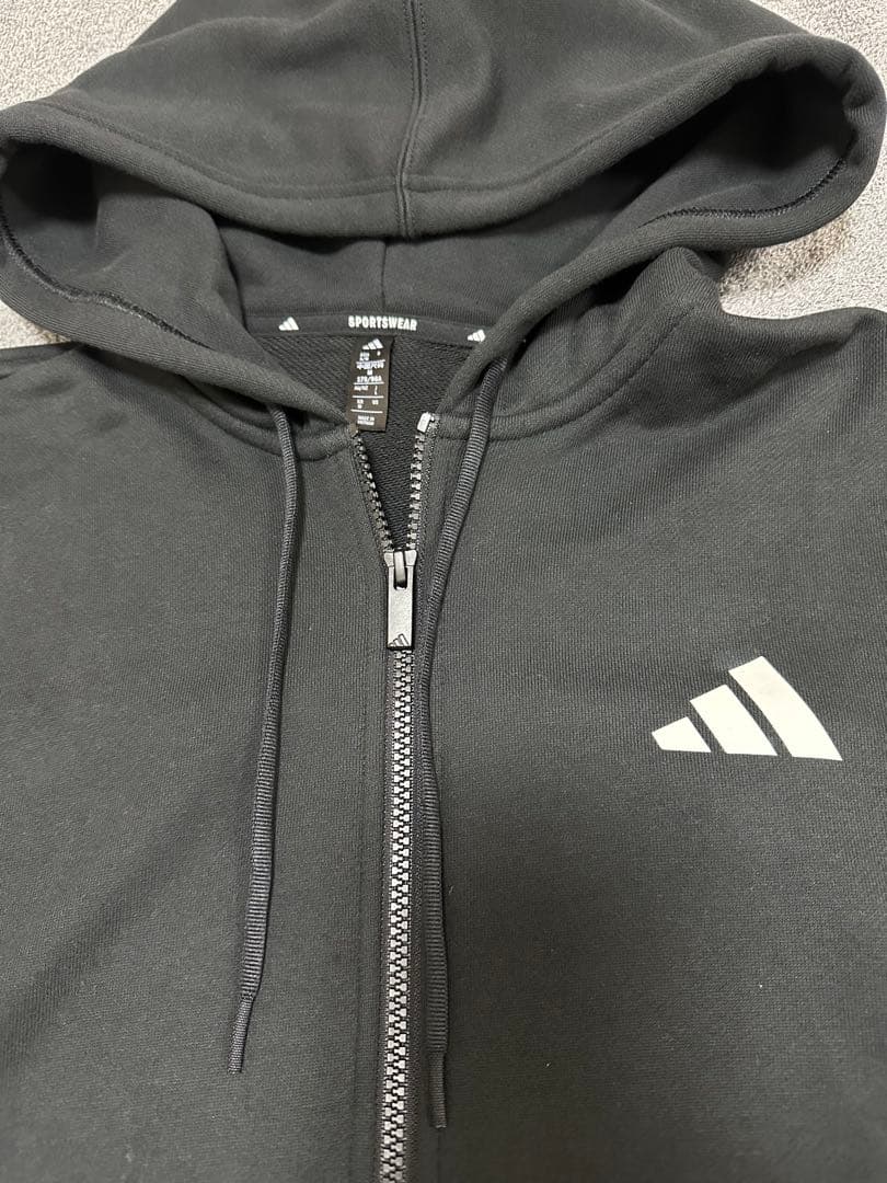 新品タグ付 adidas アディダス セットアップ スウェット 黒 L フーディ