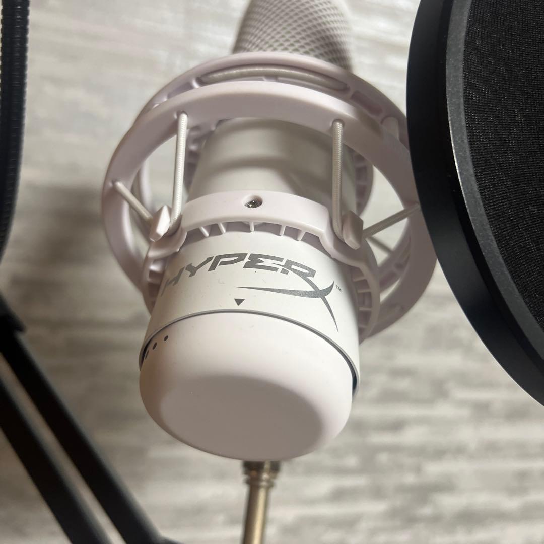 HyperX コンデンサーマイク ホワイト ポップフィルター付き