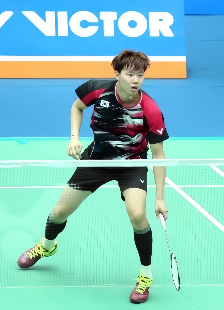 VICTOR韓国代表徐承宰選手着用モデル バドミントンシャツトナミ実業団NTT