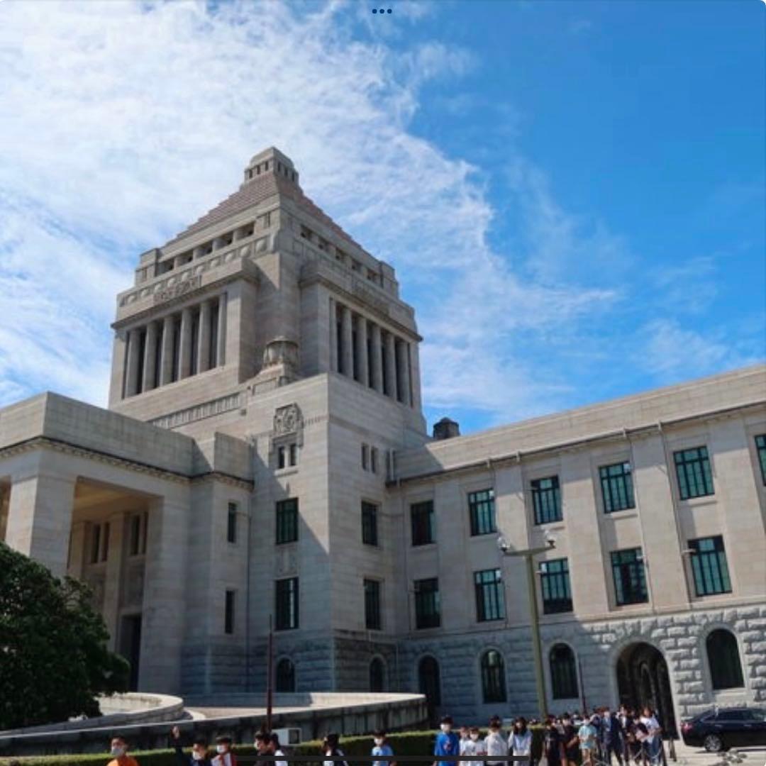 ★即購入大歓迎‼️貿易銀 明治10年 竜 龍 ドラゴンデザイン 900 銀貨保証
