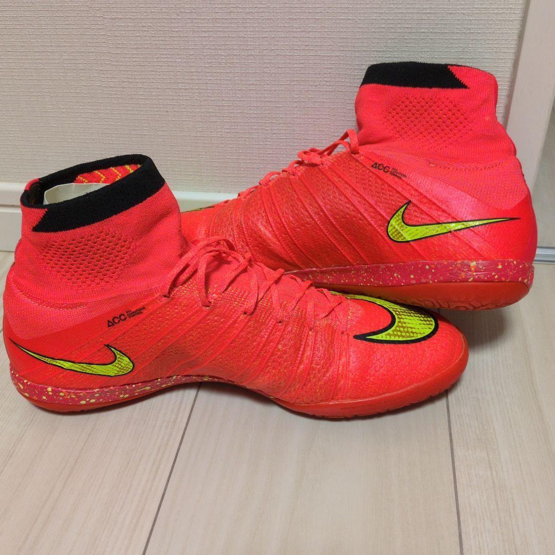 Nike マーキュリアル IC