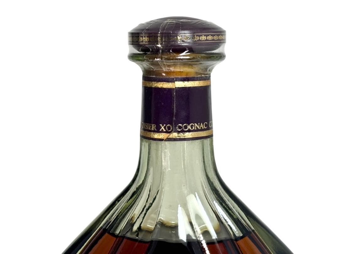 クルボアジェ コニャック XO 700ml 40% 未開栓