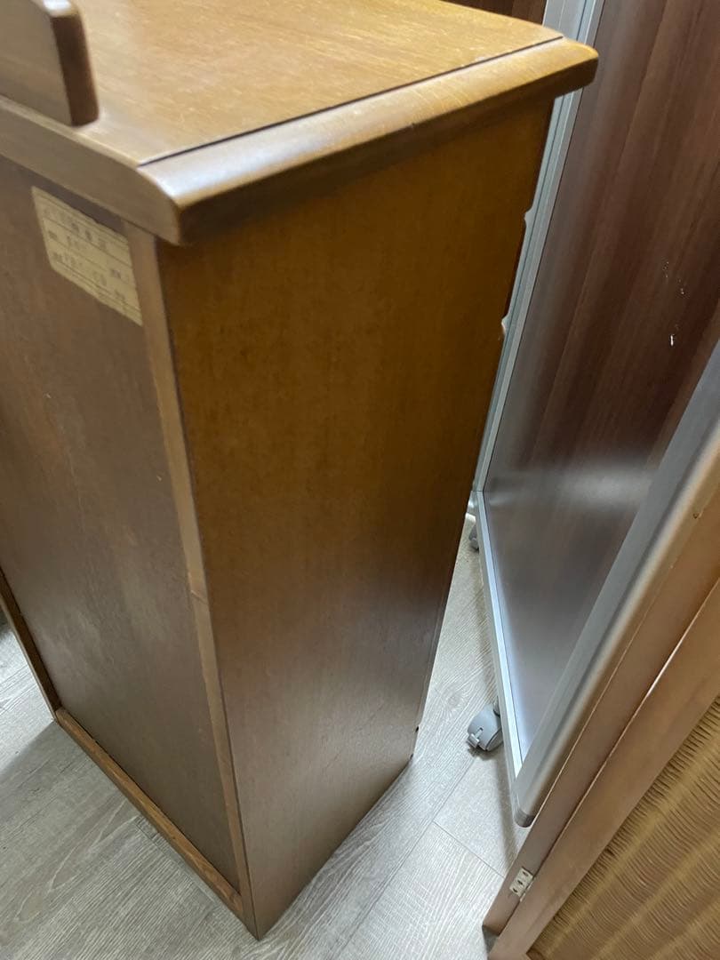 ブラウンの電話台・ファックス台　木製ラック　チェスト