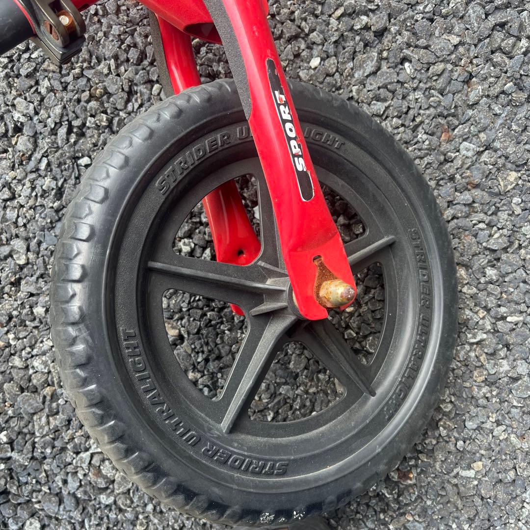 人気　ストライダー　日本正規品　スポーツモデル　STRIDER12　キッズバイク