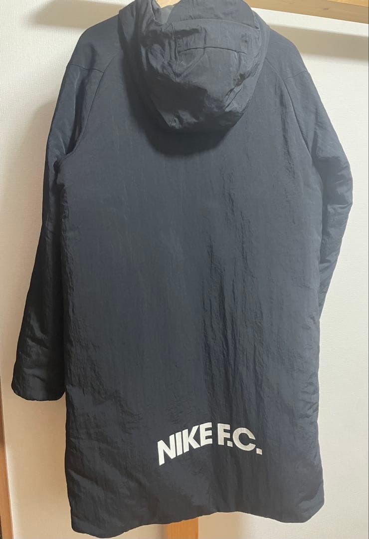 NIKE F.C. FC LNGR SDLN FILLED フーディジャケット