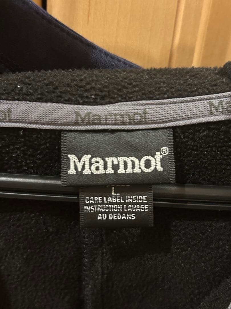 【美品】Marmot DESCENTEソフトシェルジャケット　Lサイズ　ネイビー