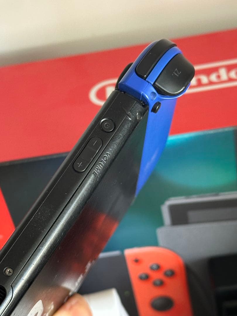 u*o様 任天堂switch 本体　フルセット