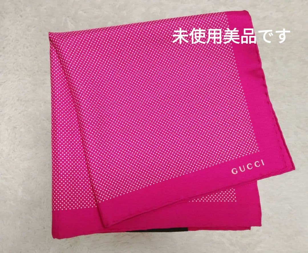 最終お値下げ《新品未使用》　GUCCI　シルクスカーフ　ピンク×ドット