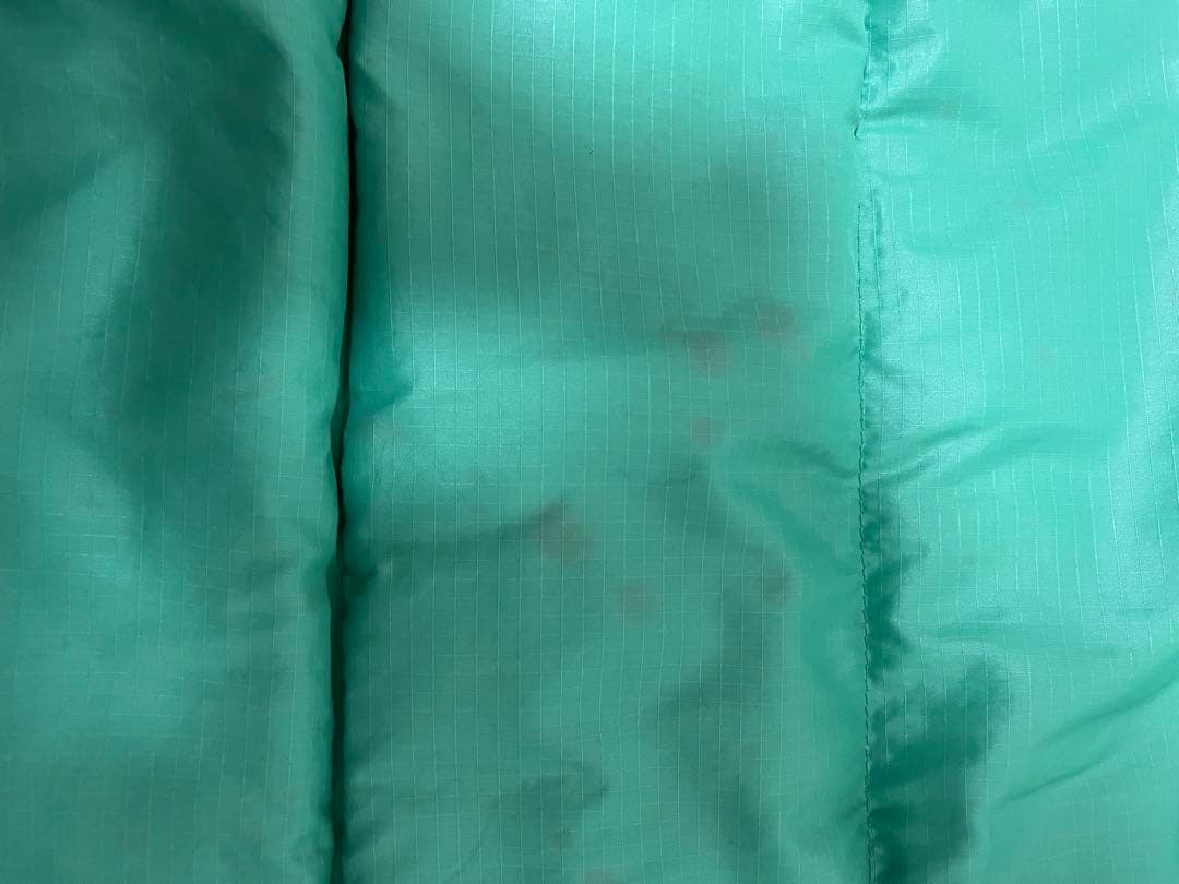 緑色 ダウンベスト ノースフェイス　茶タグ