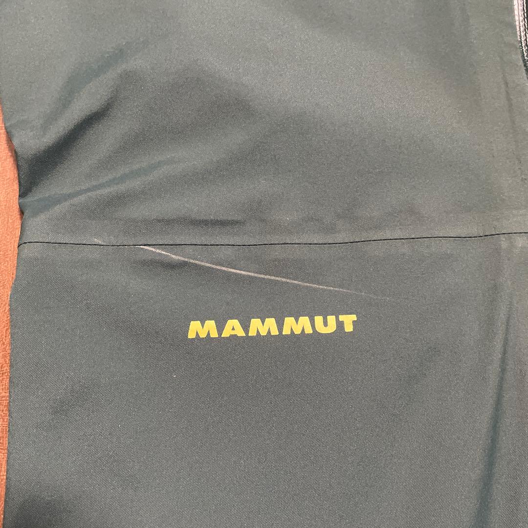 MAMMUT　スキー.スノボウェアー　上下セットアップ