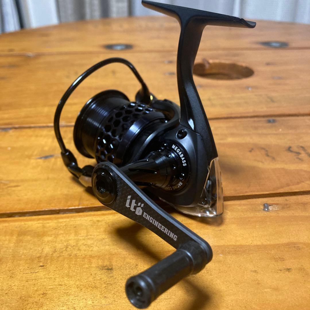 リール Megabass racingcondition 256