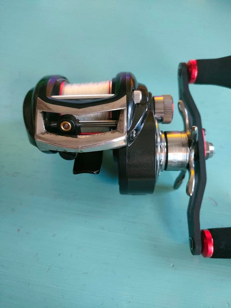 Abu Garcia REVO3 ELT-81SH-L ベイトリール