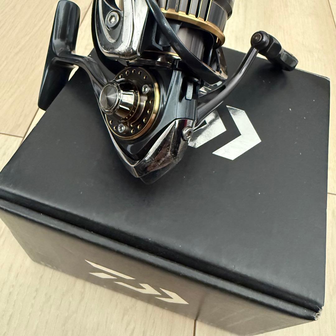 Daiwa 15EXIST 2505F スピニングリール