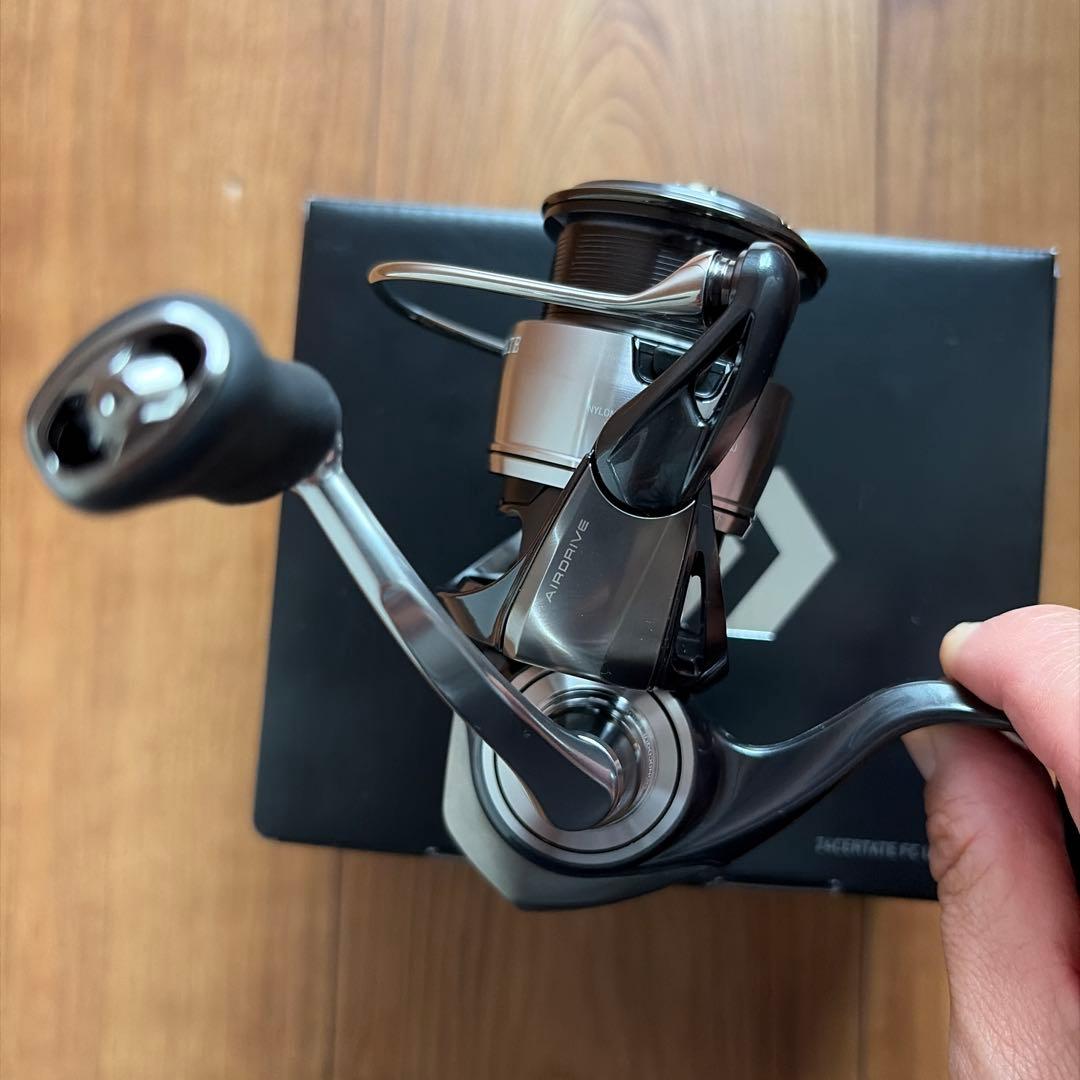 極美中古 DAIWA ダイワ 24CERTATE 24 セルテート 2500S