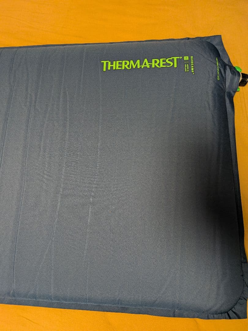 THERM-A-REST BASECAMP スリーピングマット R