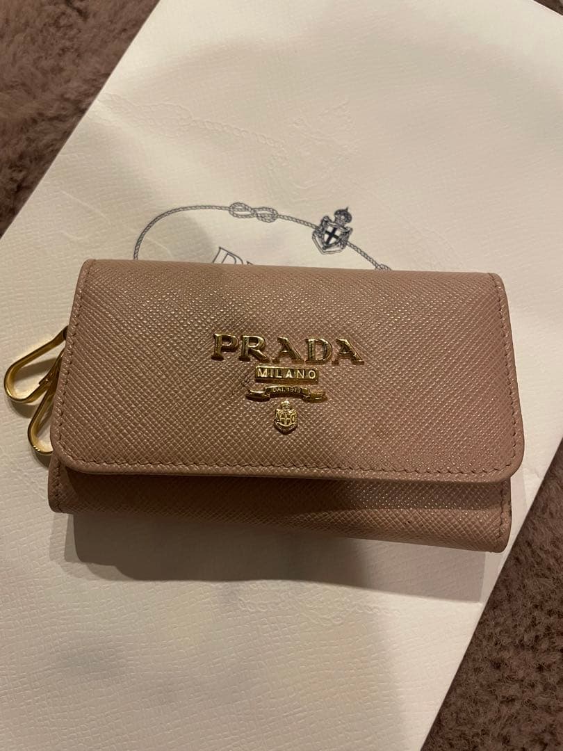 PRADA サフィアーノマルチカラー キーケース