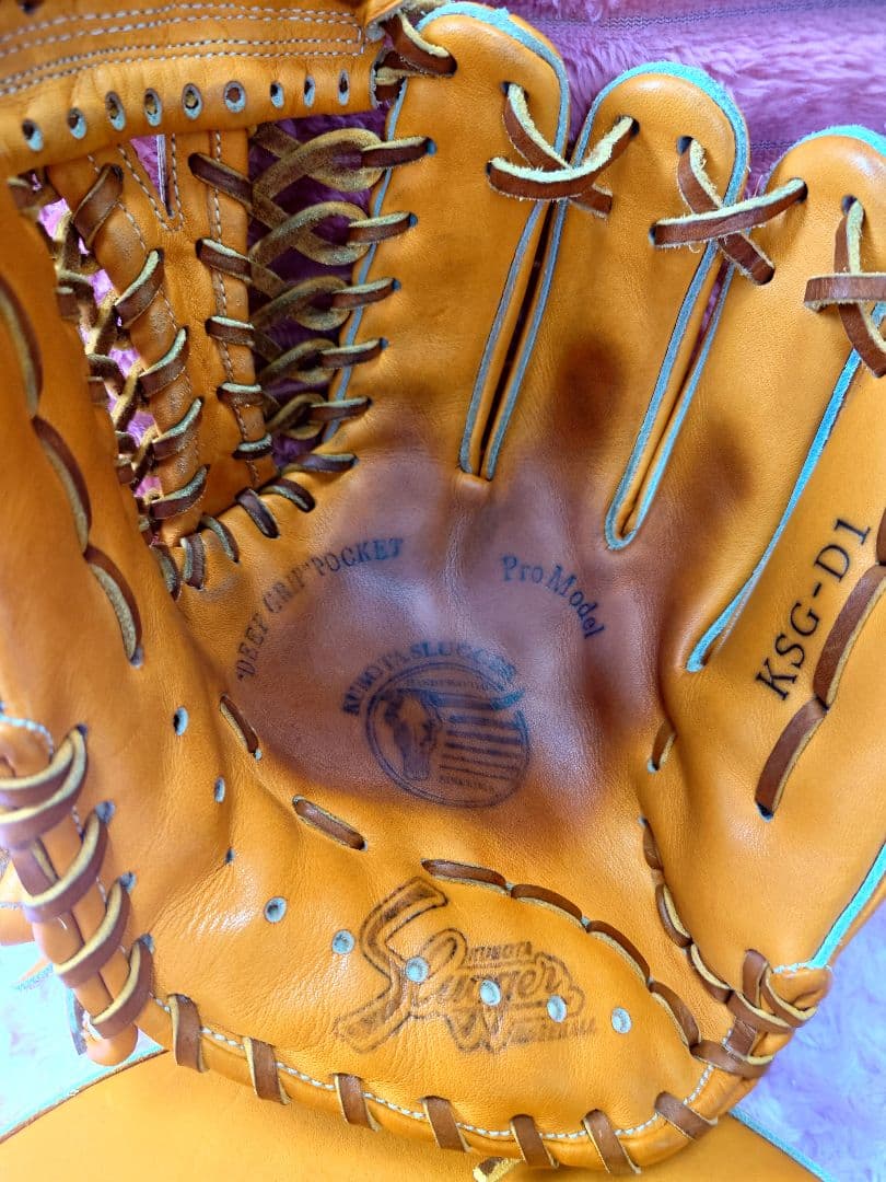 スラッガー 硬式内野手用グローブ