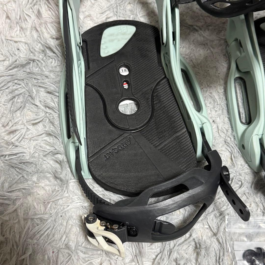 Burton Cartel EST ビンディング