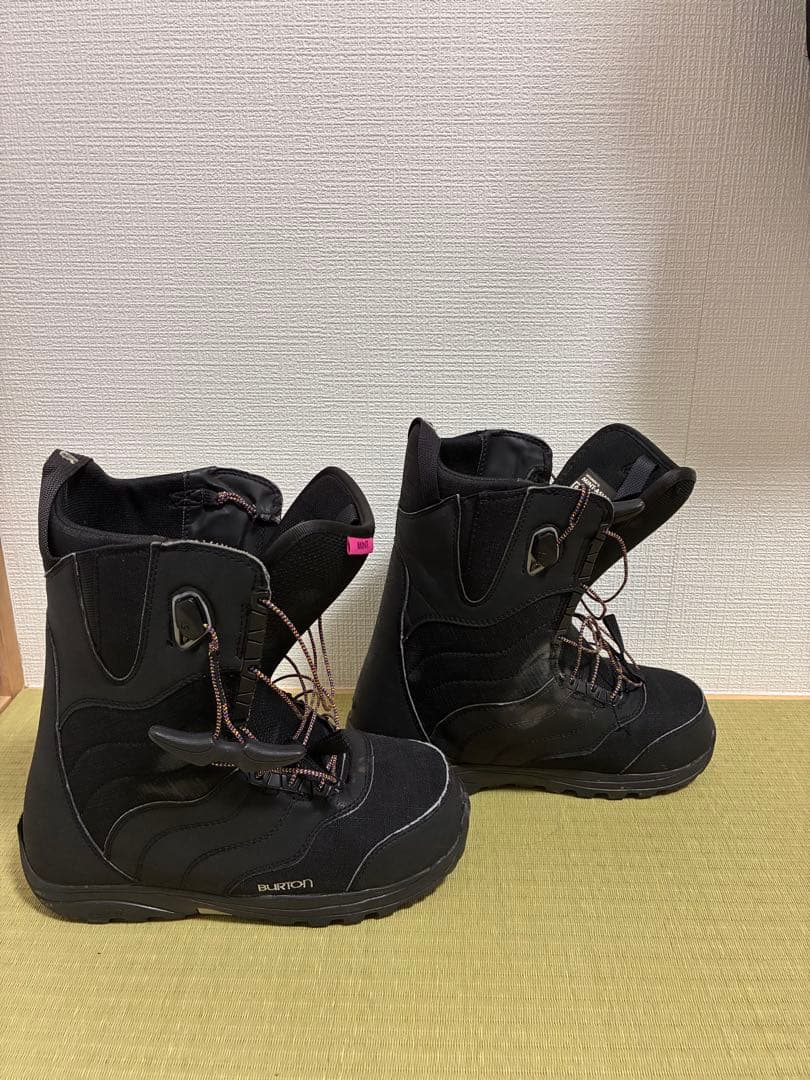 ＊スノーボードセット (Burton スノーボードとブーツ、バッグ付き)