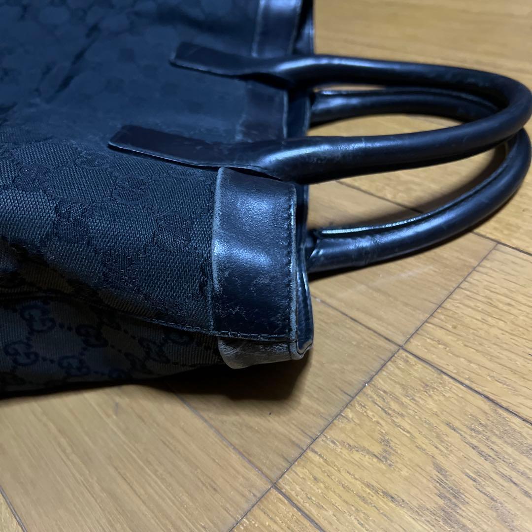 グッチ