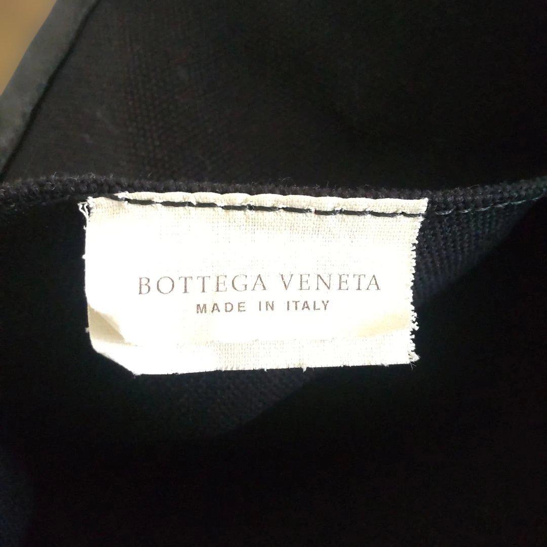 BOTTEGA　BENETA 黒のキャンバスレザートートバッグ