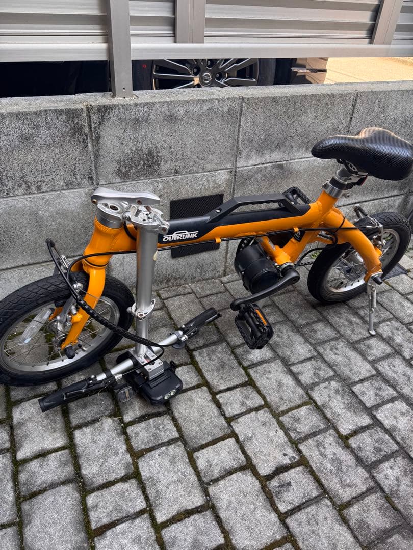 ログアウトLOG OUTRUNK e折りたたみ電動アシスト自転車