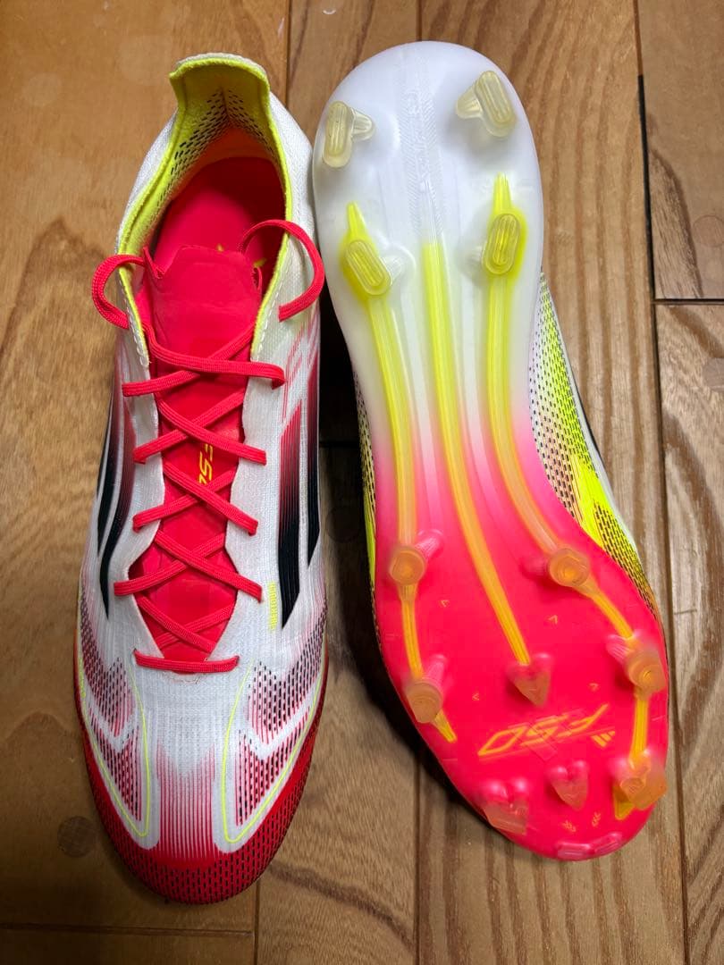 新古品　大特価　アディダス　F50 ELITE FG 27.5cm