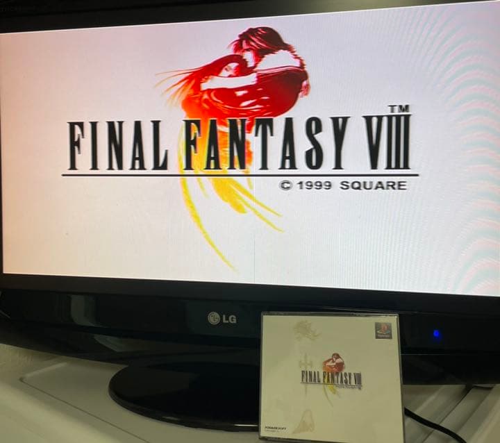 プレステ初代　SONY SCPH-7000 PlayStation ソフト4本