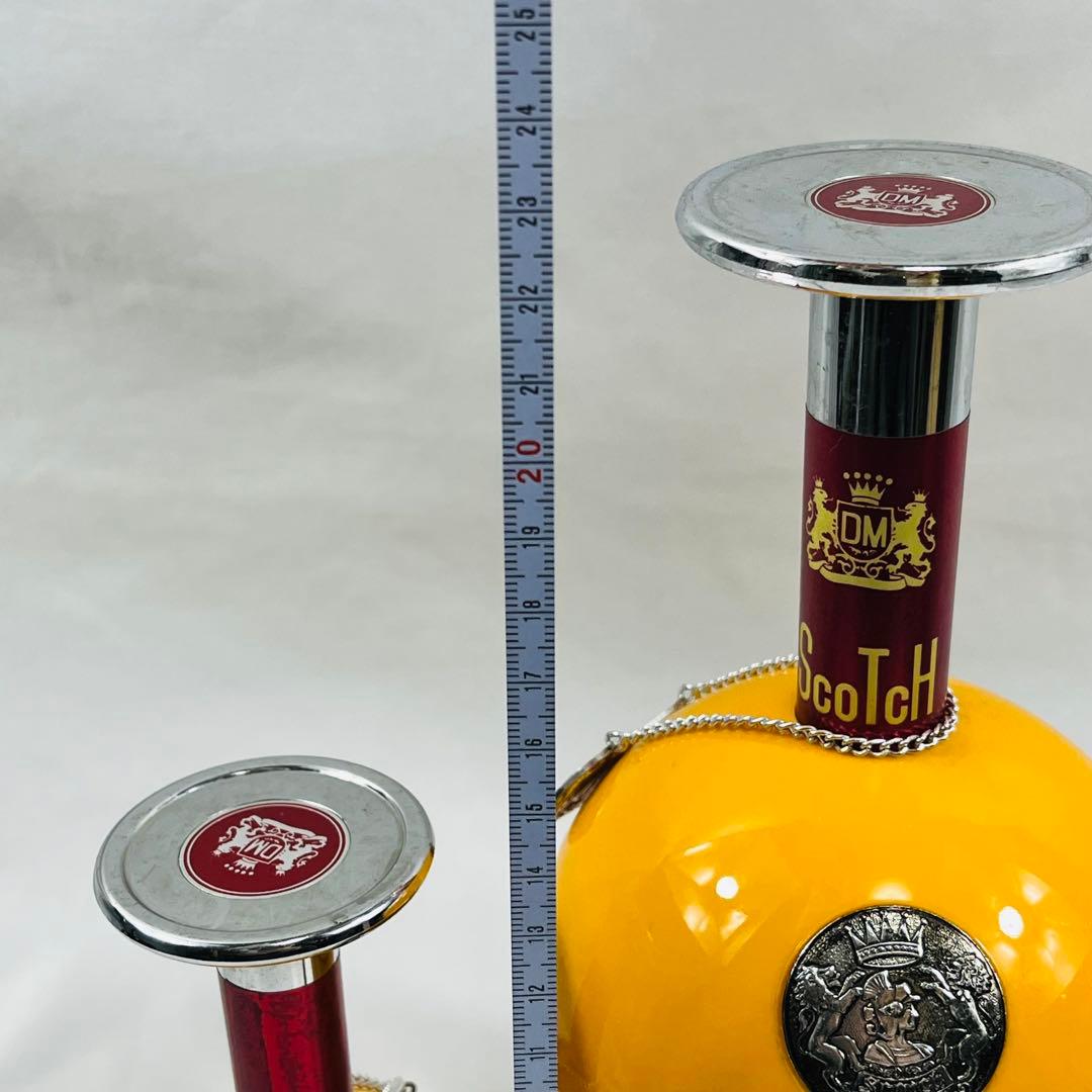 昭和レトロなスコッチボトル型たばこケースとライター　ダンディメイト　タバコグッズ