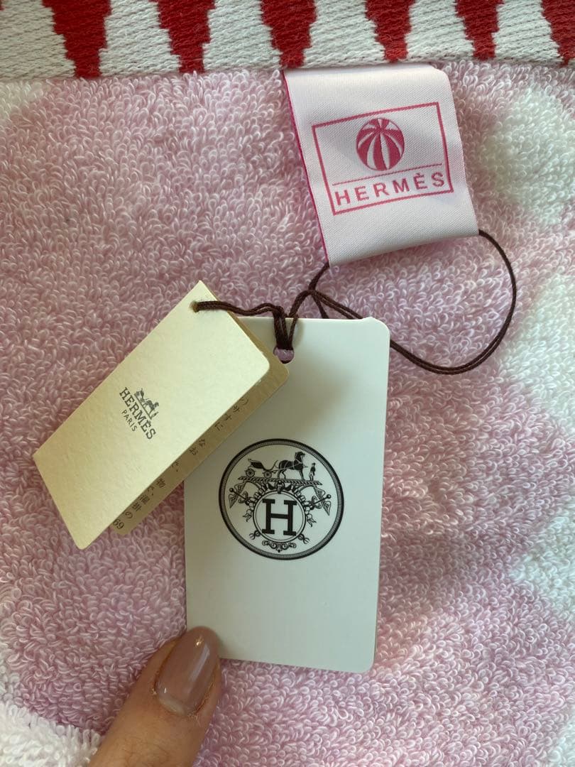 ✨未使用 タグ付き✨　HERMES バスタオル　ブランド箱付き
