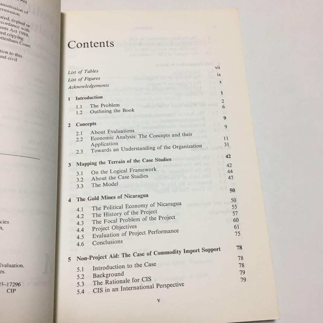 0369　THE POLITICAL ECINOMY OF EVALUATION