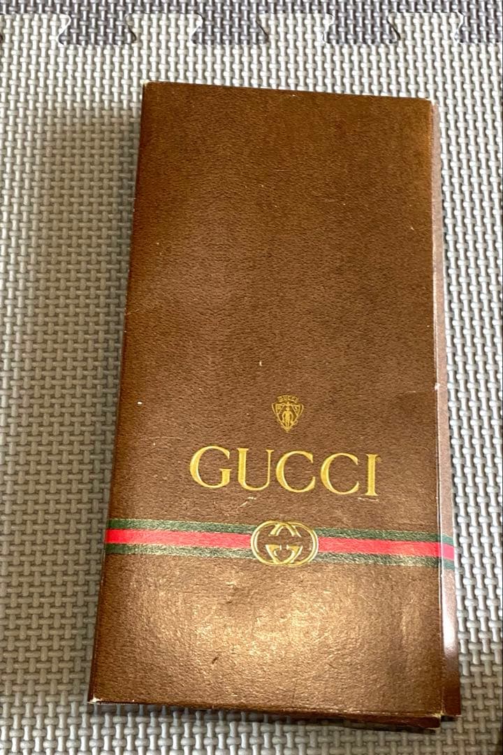 本日限定価格　GUCCI グッチ　花柄スカーフ