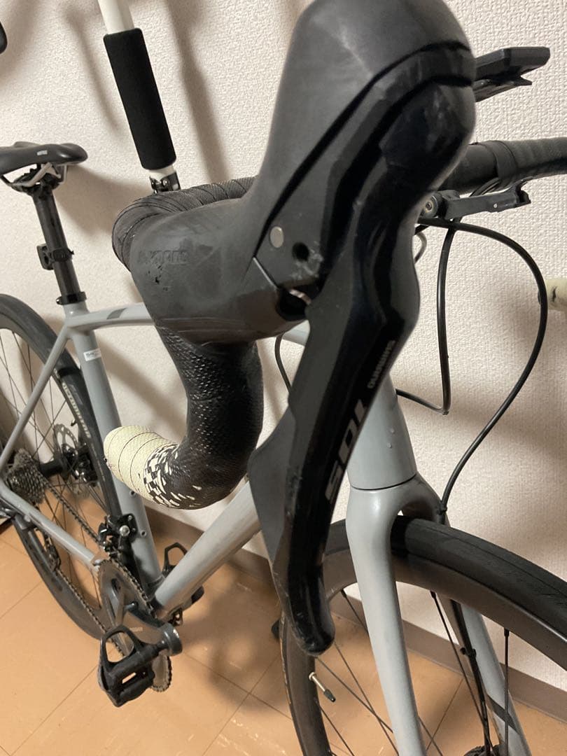 ロードバイク　トレック　エモンダ　ALR5