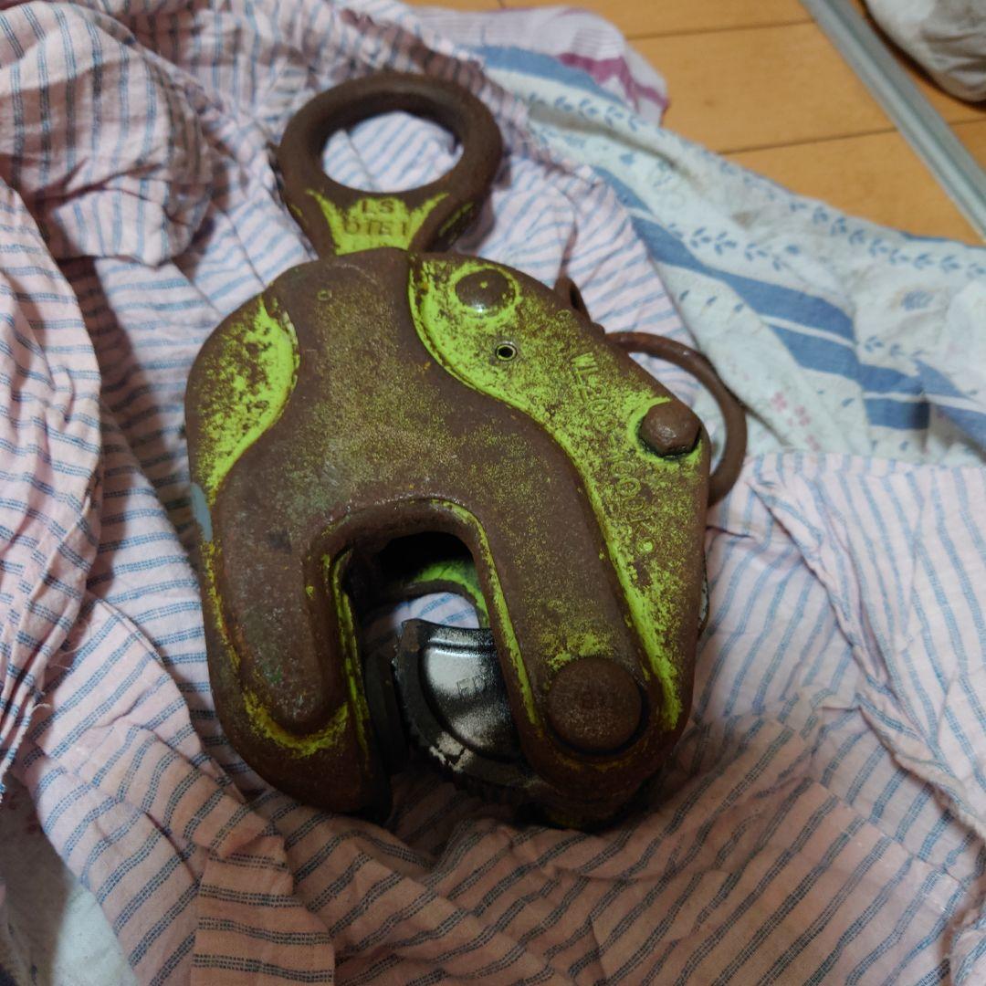 イーグルクランプ　縦吊り1トン✕2
