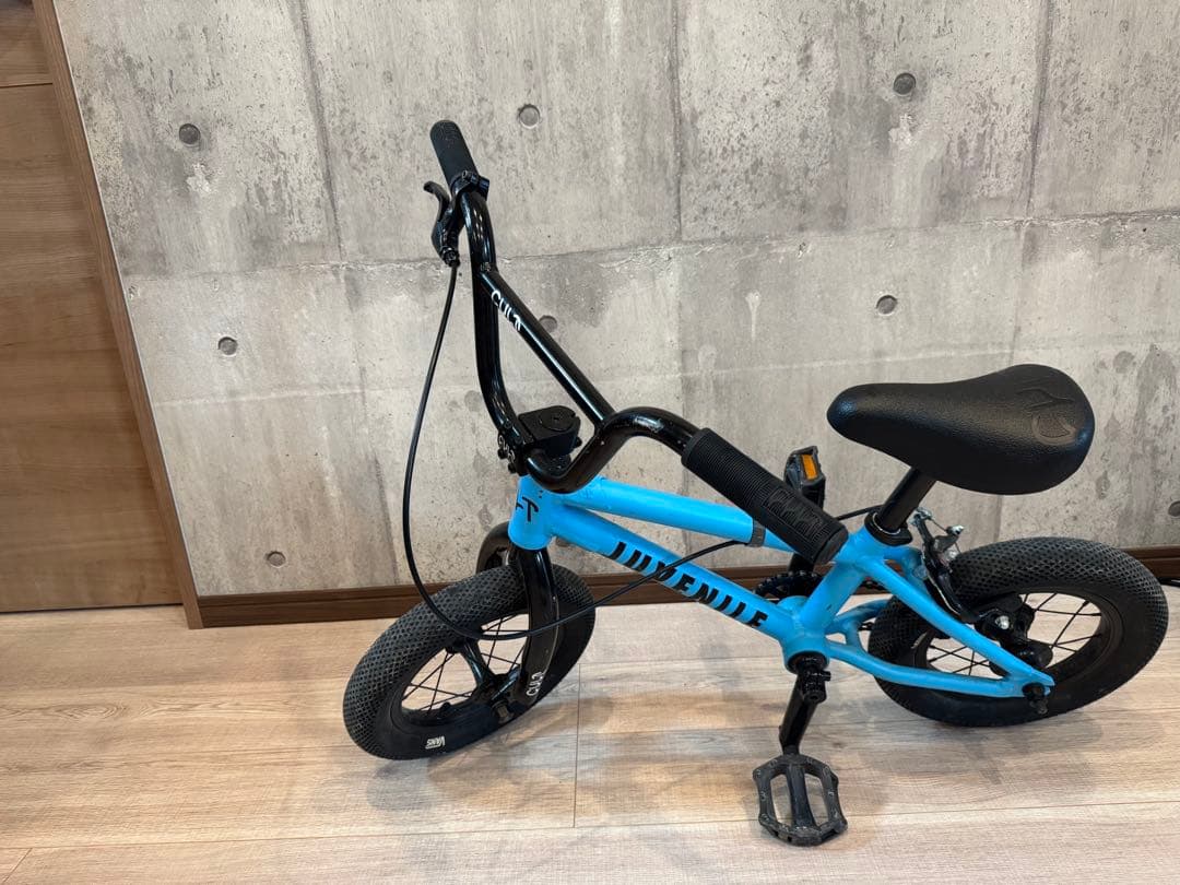 BMX12インチＣＵＬＴ　JUVENILE 12 ブルー 幼児用自転車　美品