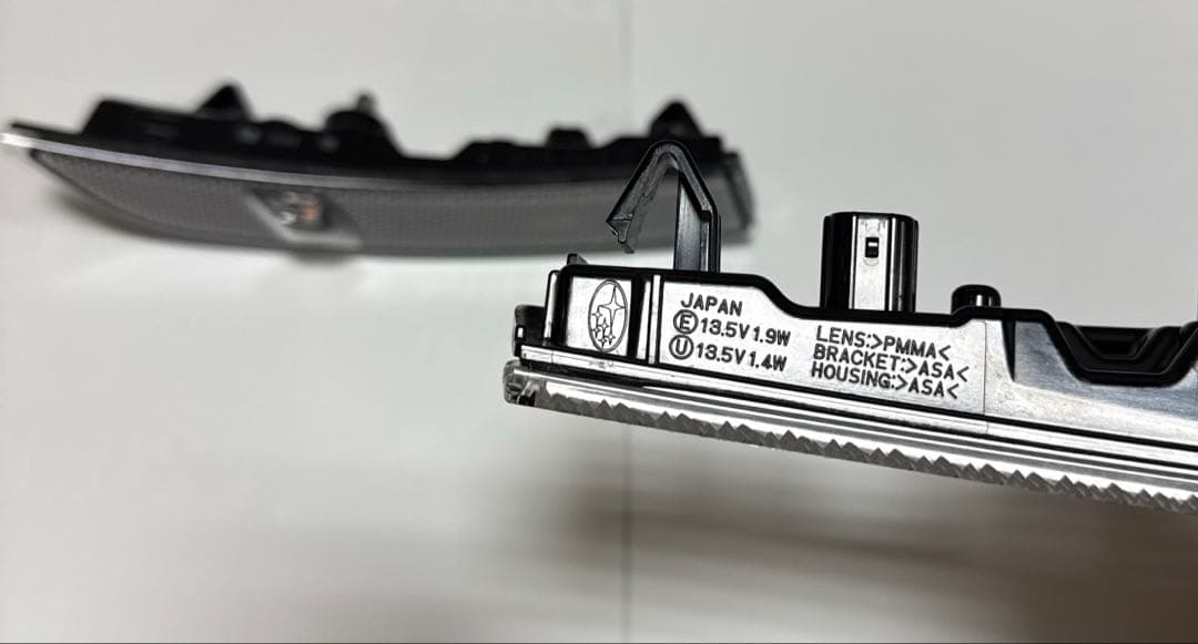 GR86 サイドマーカー　左右　純正品