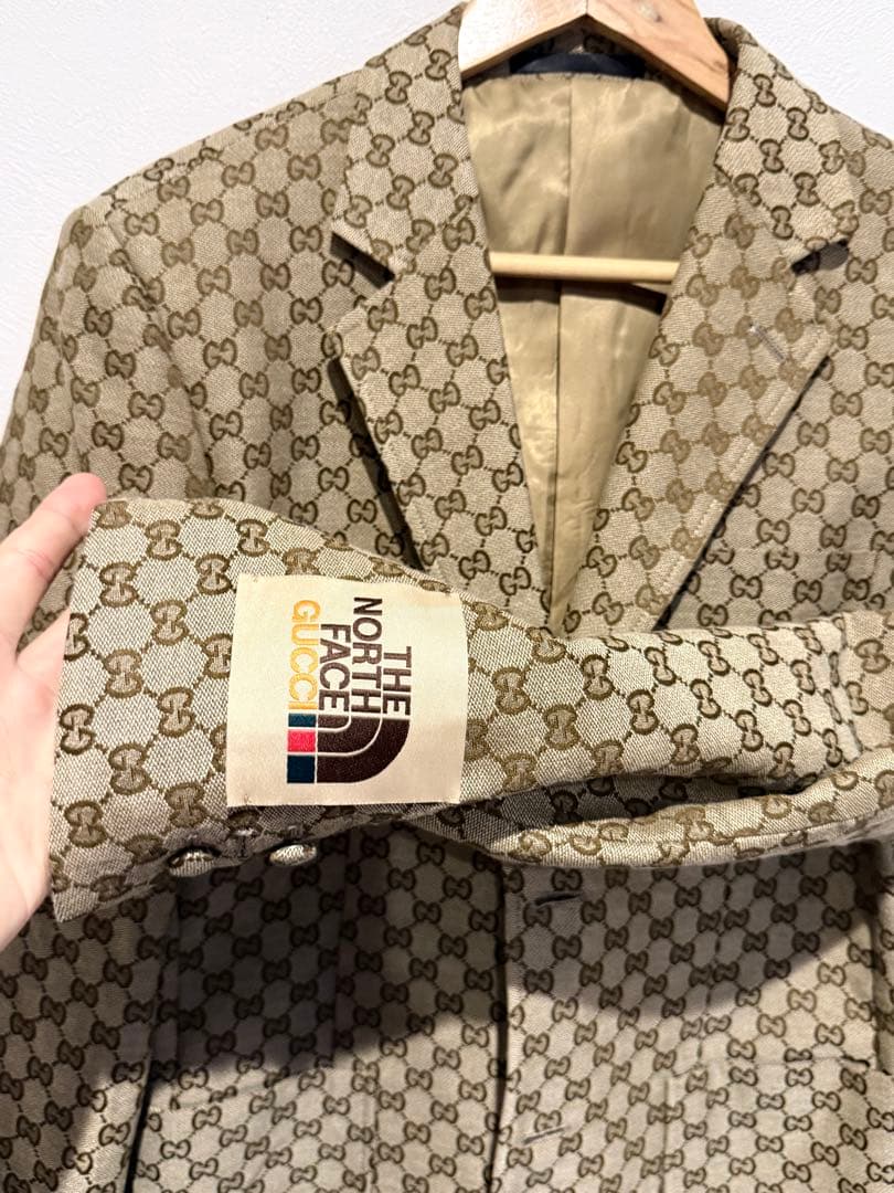 THE NORTH FACE GUCCI ベージュジャケット 52