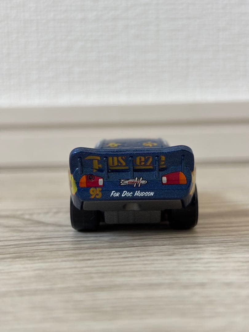 R*u様 カーズ　トミカ　マックィーンデイ2019 メタリックファビュラスタイプ