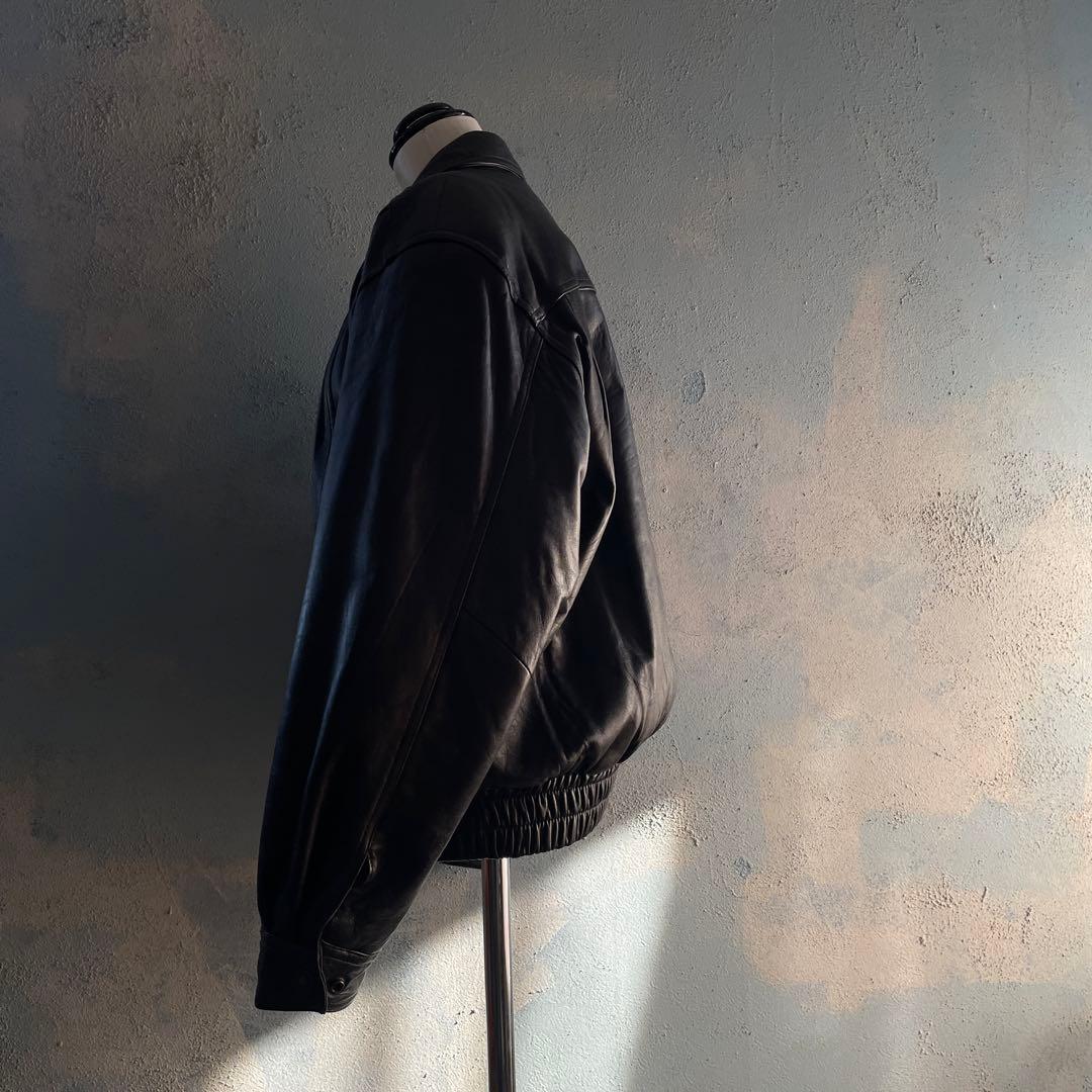 A-2“Classic“black“羊革 “短丈“bomber jacket