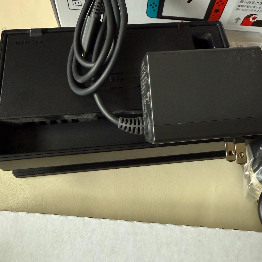 バ*ー様 美品　Nintendo Switch 本体
