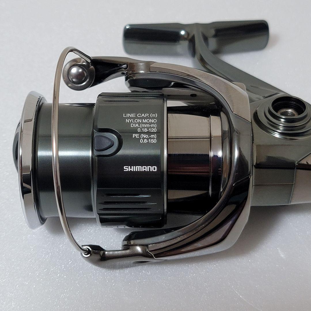 シマノ 22 ステラ C3000SDH ほぼ未使用美品