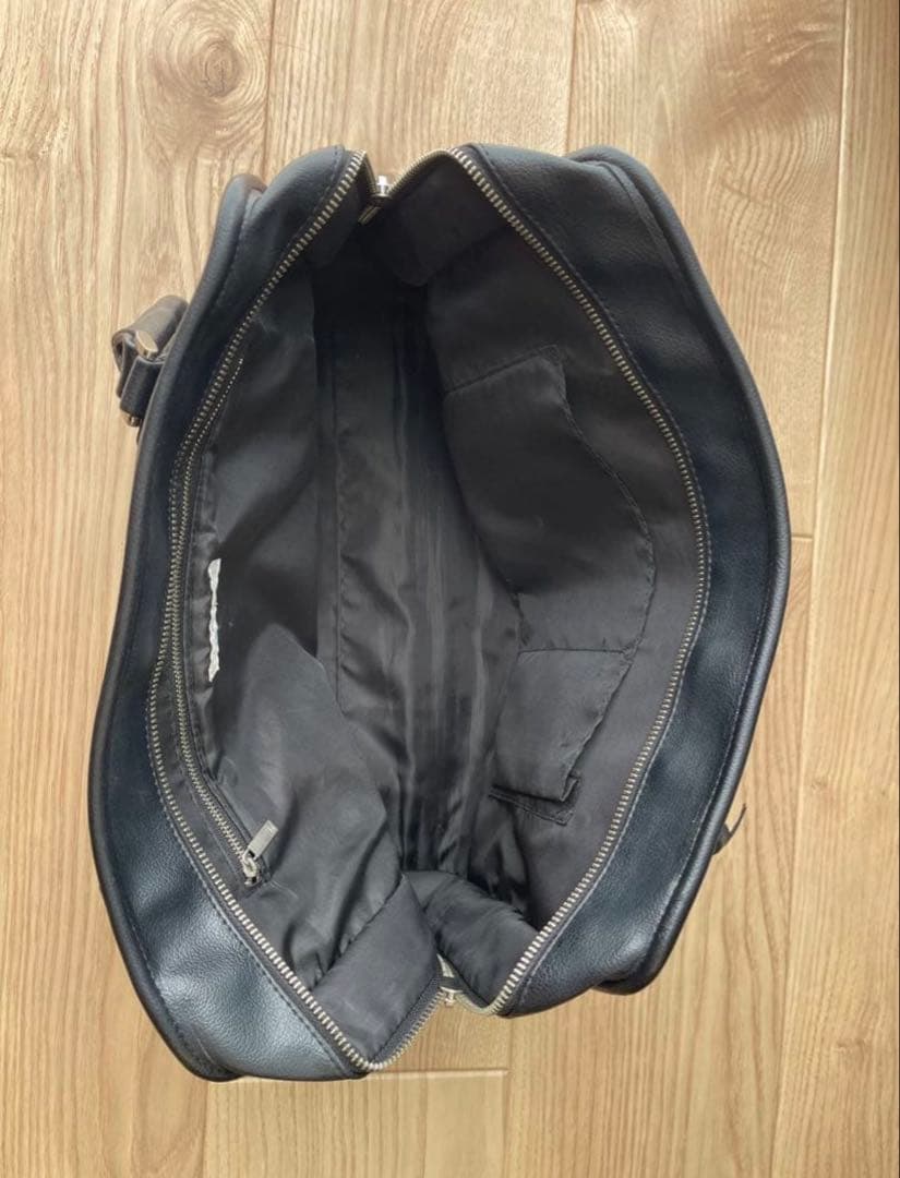 Courrèges（クレージュ）ロゴトートバッグ　ブラック
